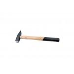 Молоток Mastertool - 500 г дерев'яна ручка.