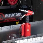 Заклепочник пневматический Intertool